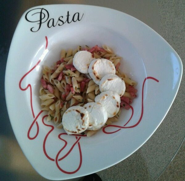 26 - Pasta met Sinaasappelhoning en geitenkaas